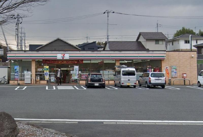 コンビニ　セブンイレブン宇部片倉店（コンビニ）まで204m