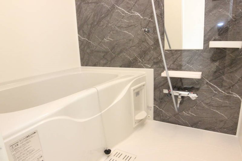 バス・シャワールーム　※別のお部屋の写真です。