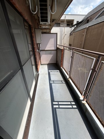 バルコニー　※別号室参考写真です