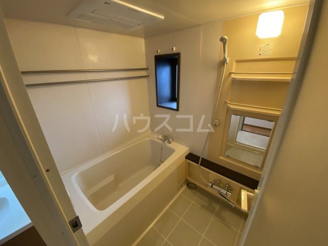ファミールハイツ泉大津セントハーバーシティ1番館の風呂写真