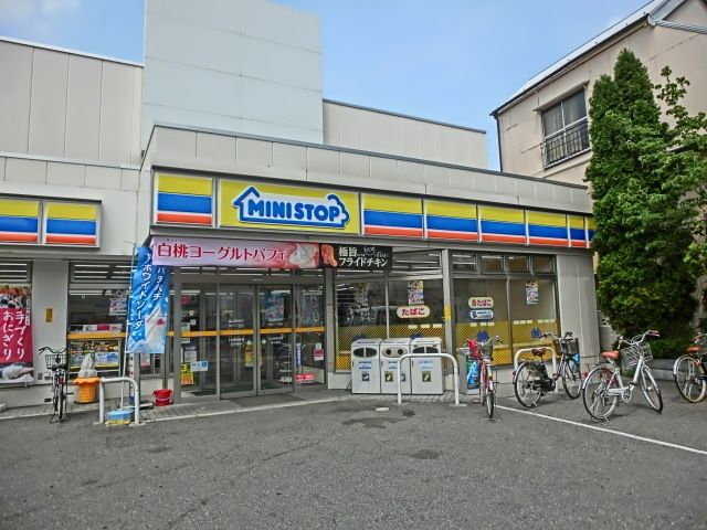 コンビニ　ミニストップ（コンビニ）まで240m