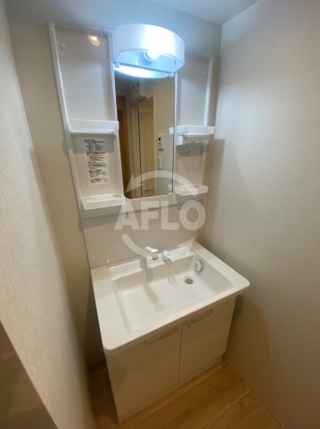 洗面設備　マーベラスコート巽東　独立洗面台