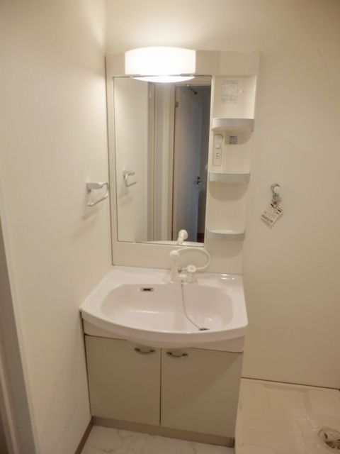 洗面設備　別部屋類似間取りのお写真です★