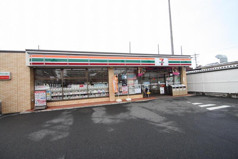 コンビニ　セブンイレブン名古屋栄生1丁目店（コンビニ）まで100m
