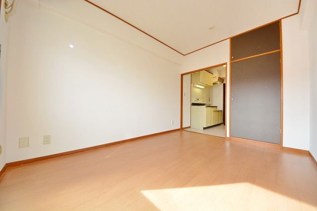 その他部屋・スペース　6帖の洋室