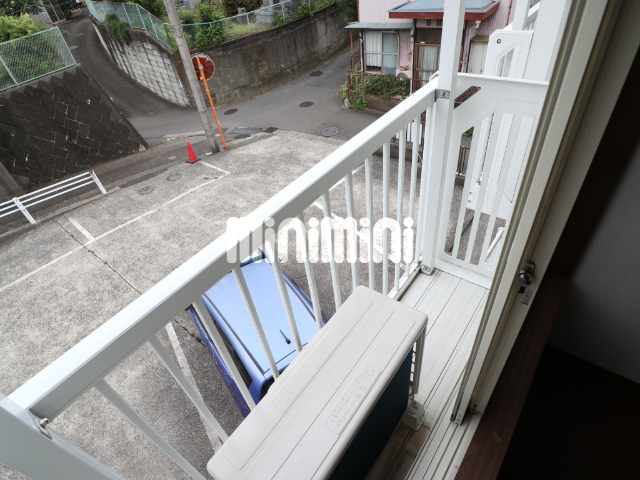 玄関　別号室参考写真です
