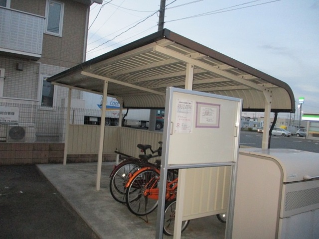その他　リヴィエールスクエア駐輪場