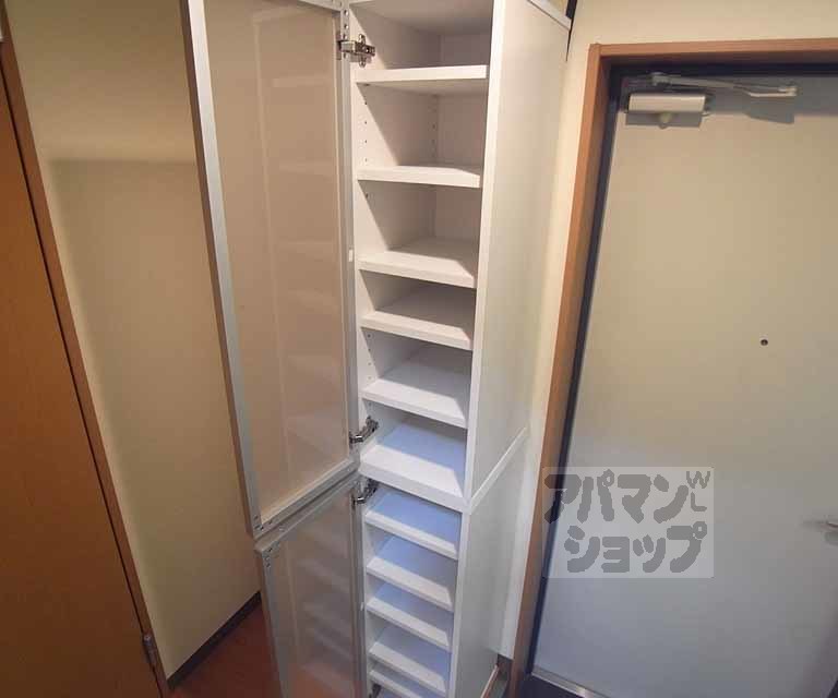 収納　シューズボックスです