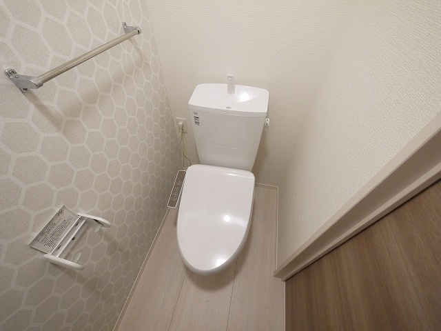 トイレ　清潔感のあるトイレです