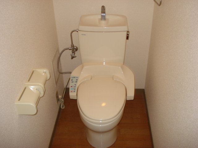 トイレ　シャワー付トイレ