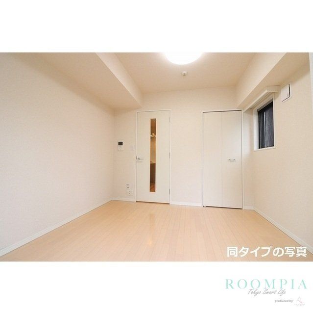 居室・リビング　※同タイプの別のお部屋です。
