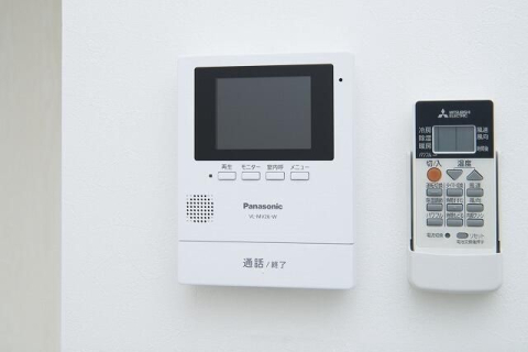 セキュリティ　※写真は同じマンションの違う部屋のものになります。