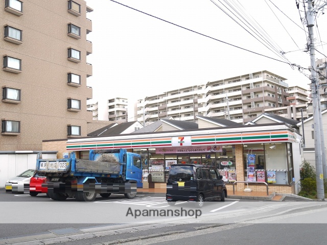 コンビニ　セブンイレブン横浜池辺籔根店（コンビニ）まで485m