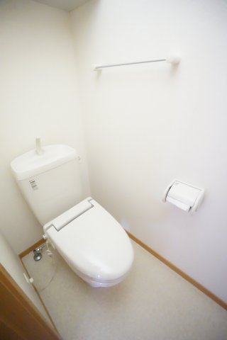 トイレ　※同物件・同タイプの写真です