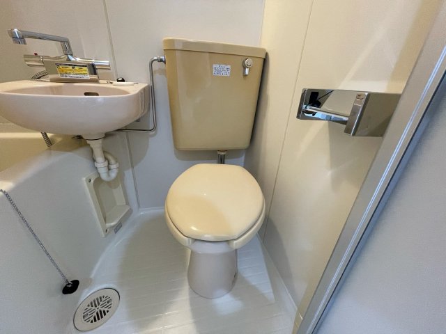 トイレ　浴室内にトイレがあります☆
