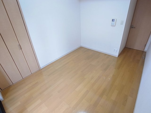 その他部屋・スペース　明るいフローリング使用