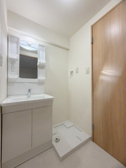 洗面設備　※別部屋の写真です