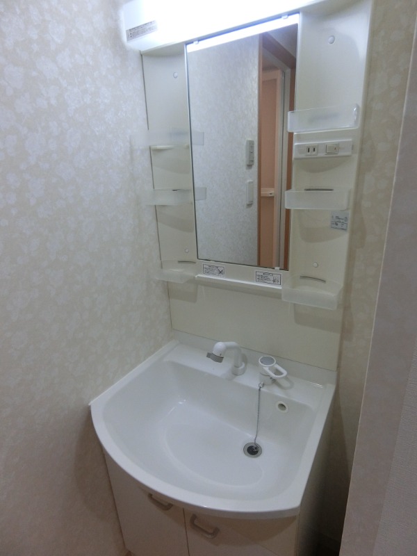 洗面設備　写真反転タイプ