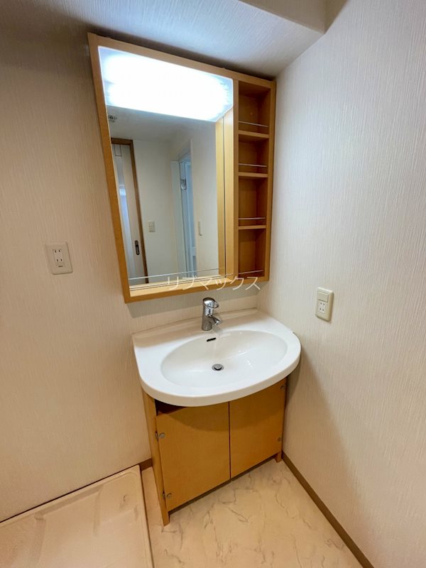洗面設備　別部屋参考写真