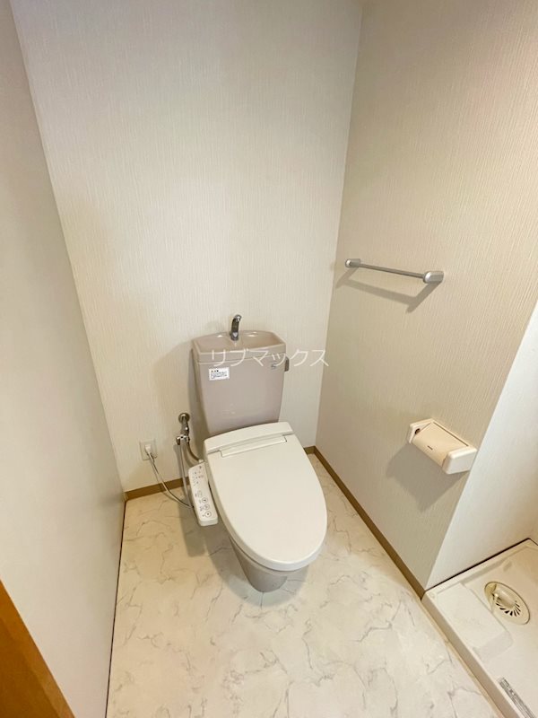 トイレ　別部屋参考写真