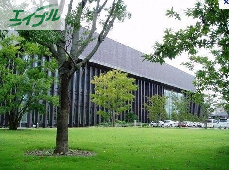 図書館　岡山市立中央図書館（図書館）まで1202m