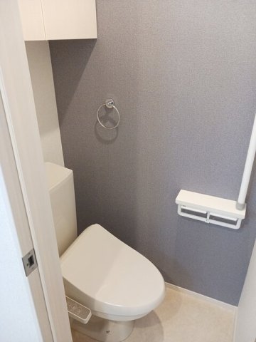 トイレ　落ち着いたトイレです