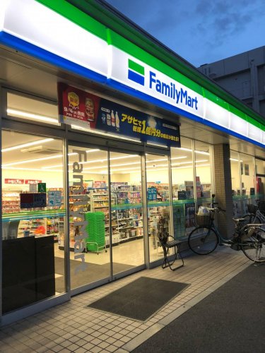 コンビニ　ファミリーマート 生野巽中一丁目店（コンビニ）まで628m