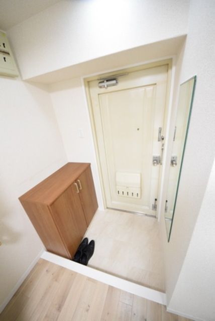 玄関　イメージ。別号室の室内写真です！現況を優先。