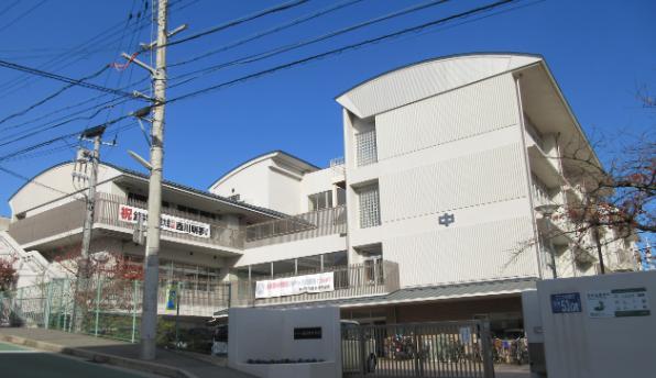 中学校　神戸市立垂水東中学校（中学校）まで1406m