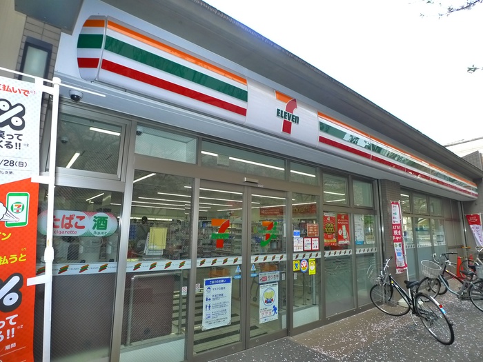 コンビニ　セブンイレブン（コンビニ）まで103m