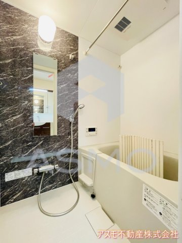 バス・シャワールーム　同マンション別部屋参考写真