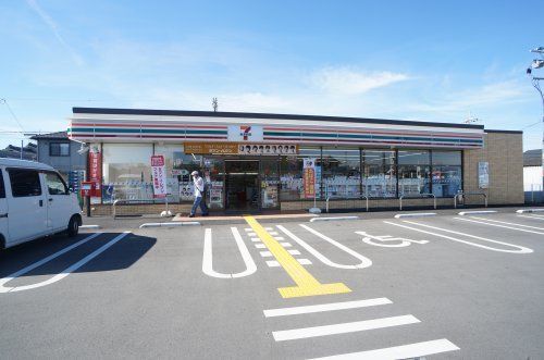 コンビニ　セブン-イレブン 田原本千代店（コンビニ）まで400m