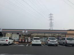 コンビニ　セブンイレブン 岐南町伏屋8丁目店（コンビニ）まで1070m