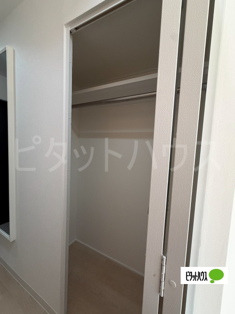 収納　クローゼット