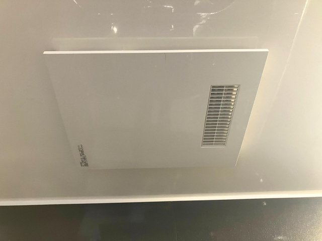 その他設備　浴室乾燥機で洗濯物を室内で乾かせます