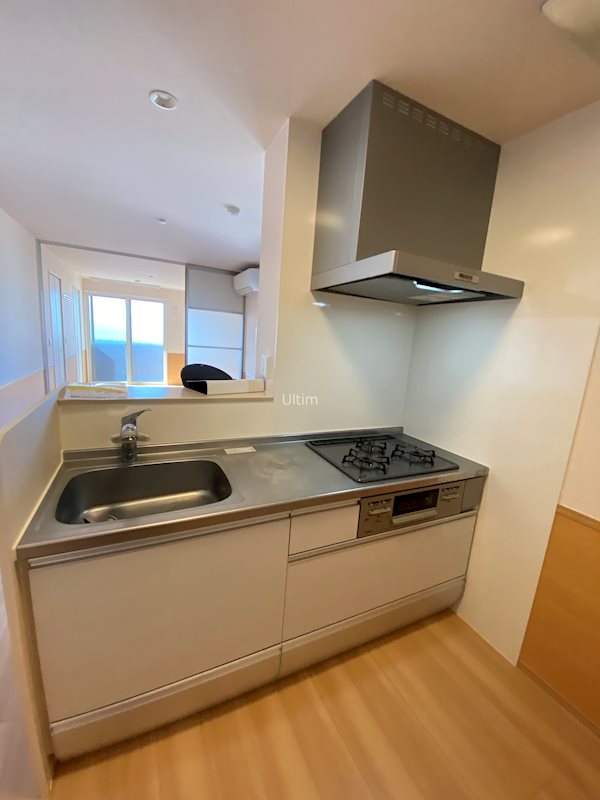 キッチン　※同タイプの他のお部屋です