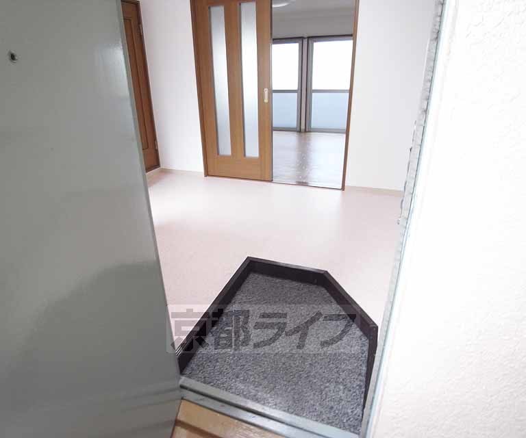 玄関　広いイメージの玄関間口です。。
