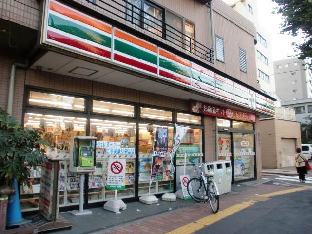 コンビニ　セブンイレブン板橋大原町店（コンビニ）まで85m