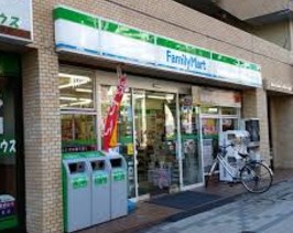 コンビニ　ファミリーマート門前仲町店（コンビニ）まで25m