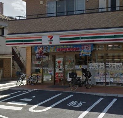 コンビニ　セブンイレブン豊島池袋本町3丁目店（コンビニ）まで90m