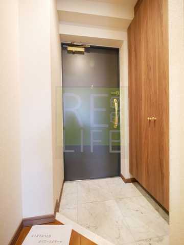 玄関　リライフ浅草店