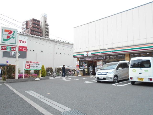 コンビニ　セブン-イレブン江戸川東葛西十丁川店（コンビニ）まで450m