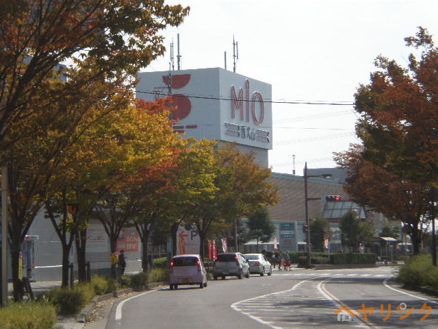 スーパー　MEGAドン・キホーテUNY香久山店（スーパー）まで933m