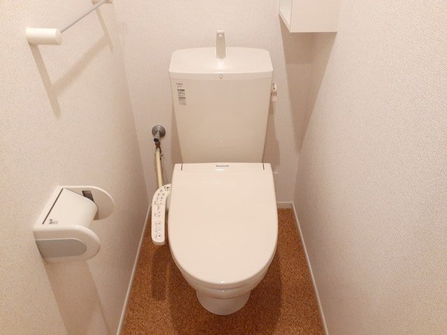 トイレ　落ち着いたトイレです