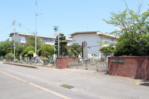 小学校　石下小学校（小学校）まで1643m