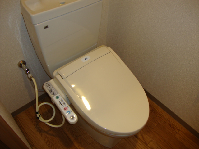 トイレ　シャワー付トイレ