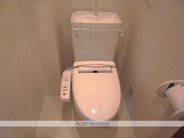 地下鉄中央線 緑橋駅 徒歩3分 3階建 築41年のトイレ写真