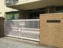 小学校　大阪市立塩草立葉小学校（小学校）まで606m