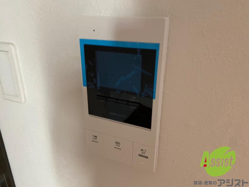 セキュリティ　ＴＶモニター付インターホンです。来客者の顔が見えるので安心！