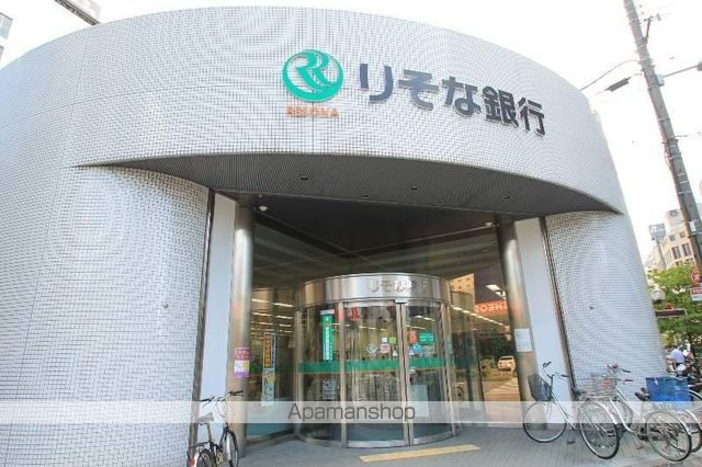 銀行　りそな銀行（銀行）まで593m